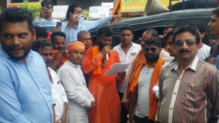 जिसका डर था वही हुआ