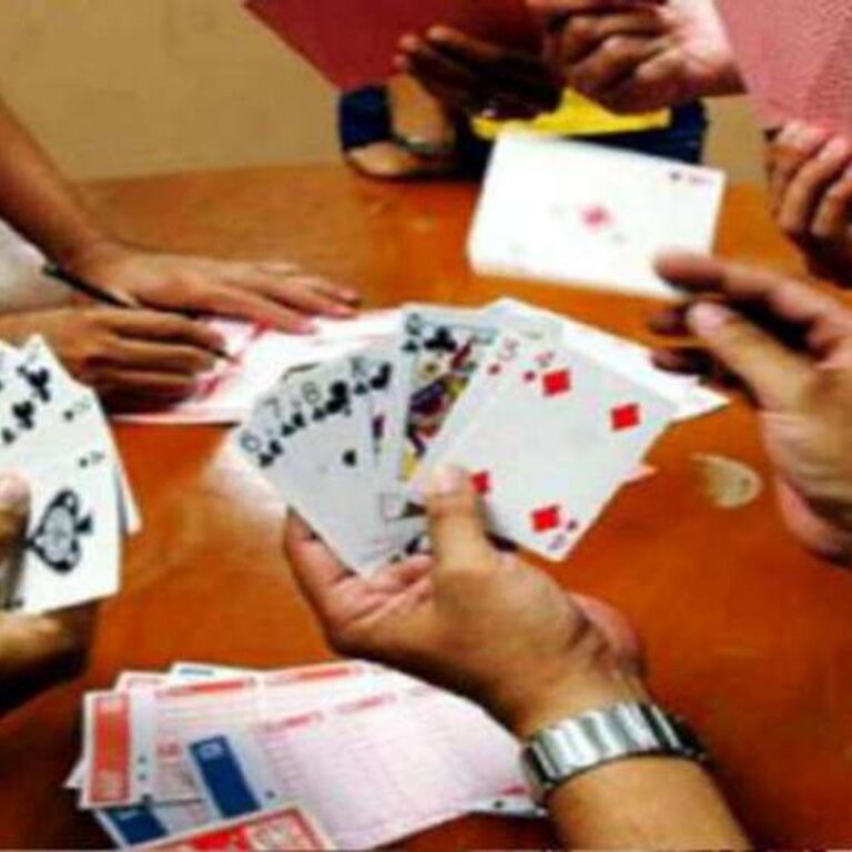 नैनपुर में बंद तो अरी और बंडोल थाना छेत्र में बिछने लगे बोरीफट्टे ,फिकने लगे ताश पत्ते