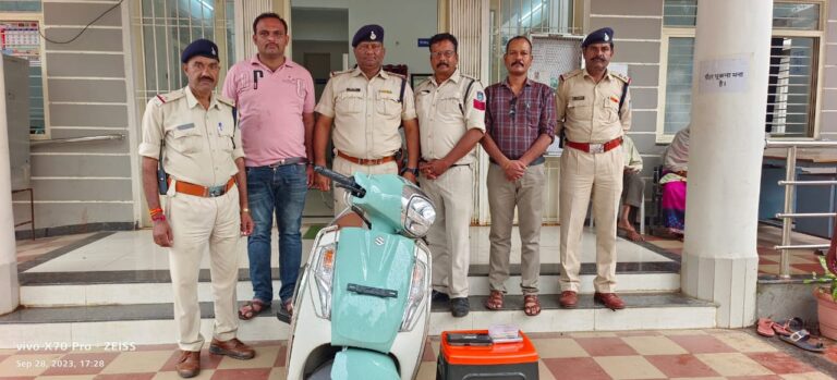 ड्रग्स तस्कर से करो 2 लाख में मांडवाली,पकड़ो गुर्गे बजाओ ताली,पुलिस के हाथ है खाली